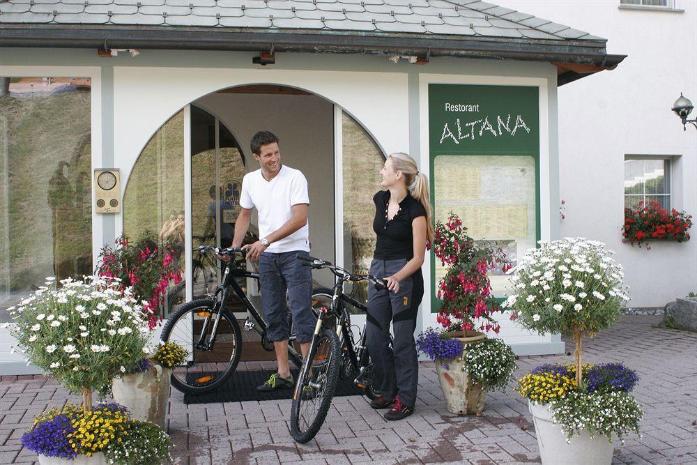 Typically Swiss Hotel Altana Scuol Exterior foto
