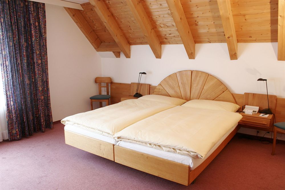 Typically Swiss Hotel Altana Scuol Exterior foto
