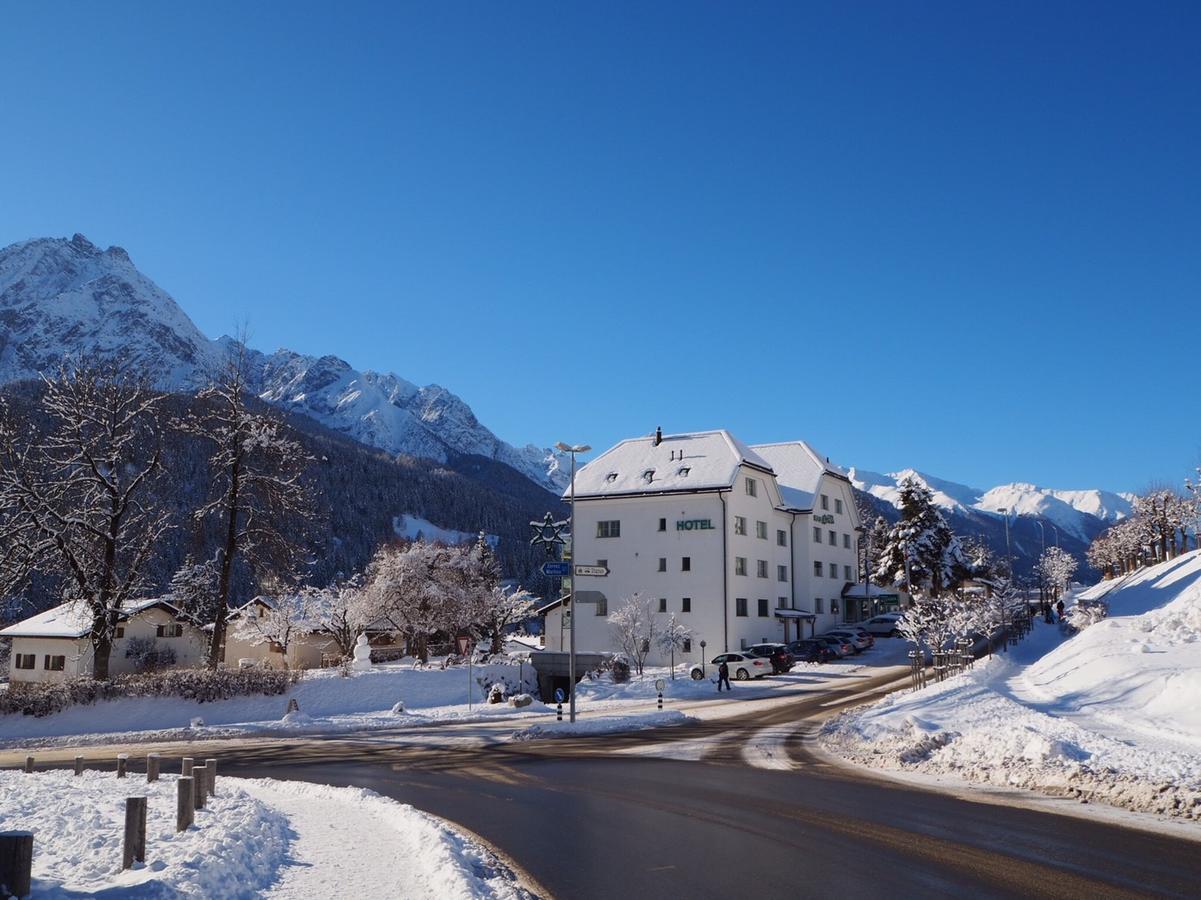 Typically Swiss Hotel Altana Scuol Exterior foto