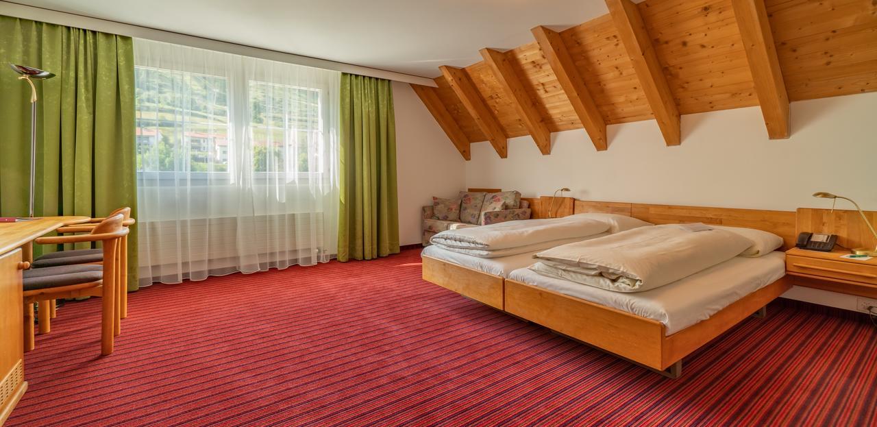 Typically Swiss Hotel Altana Scuol Exterior foto